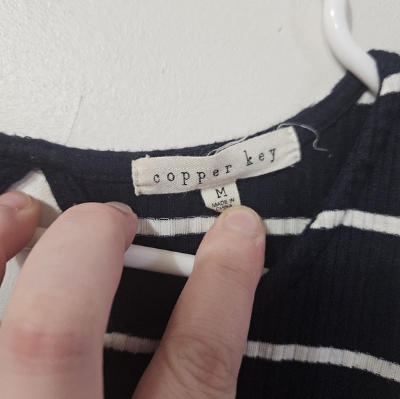 Copper Key High Low Cold Shoulder Top! - Picture 3 of 8